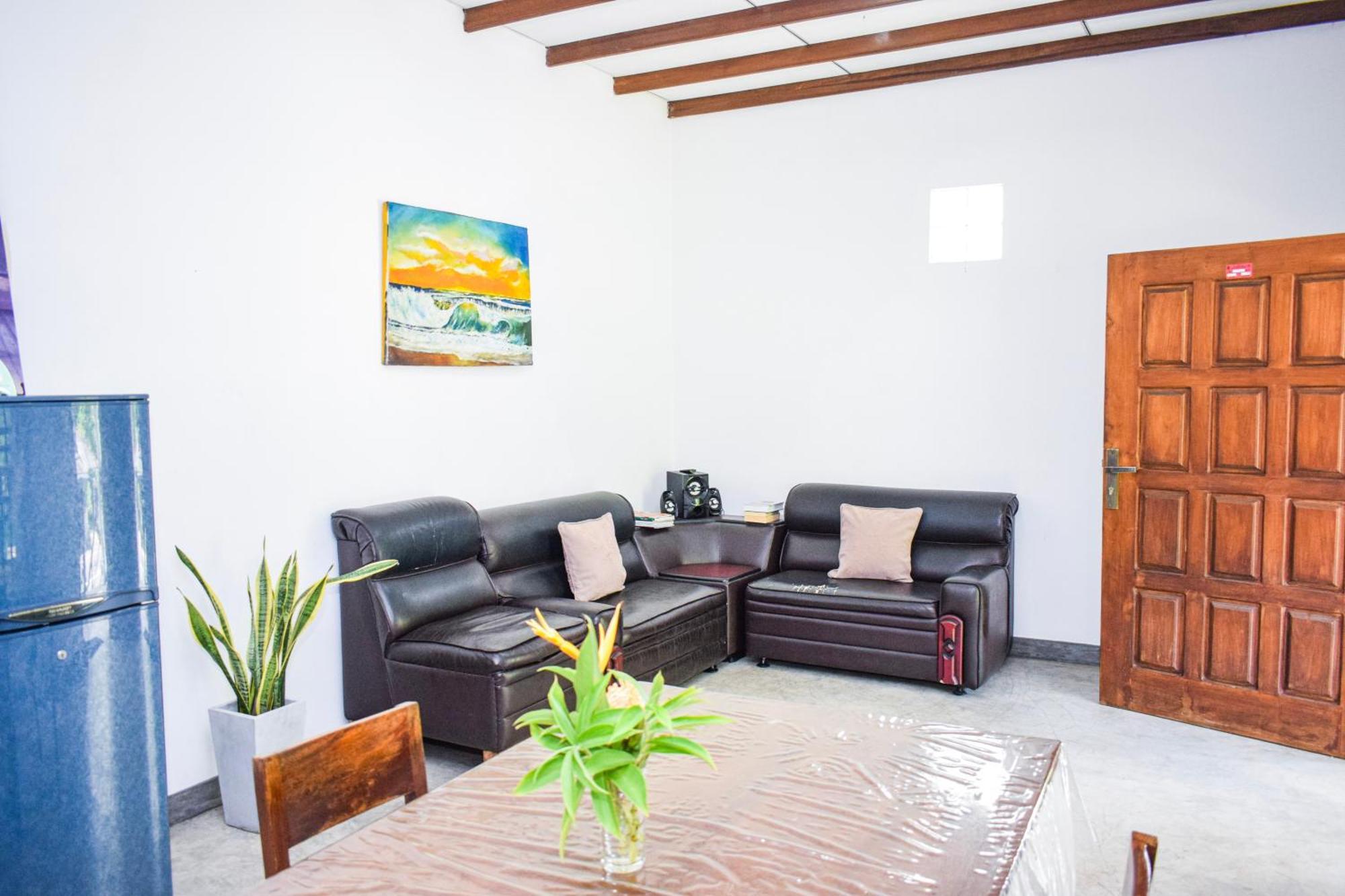 The Emerald Guest House & Villa 乌纳瓦图纳 外观 照片
