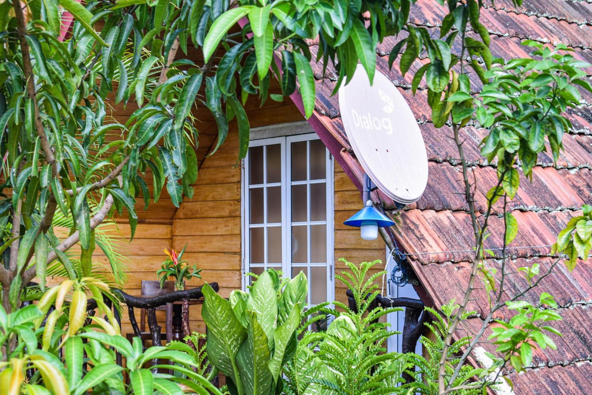 The Emerald Guest House & Villa 乌纳瓦图纳 外观 照片