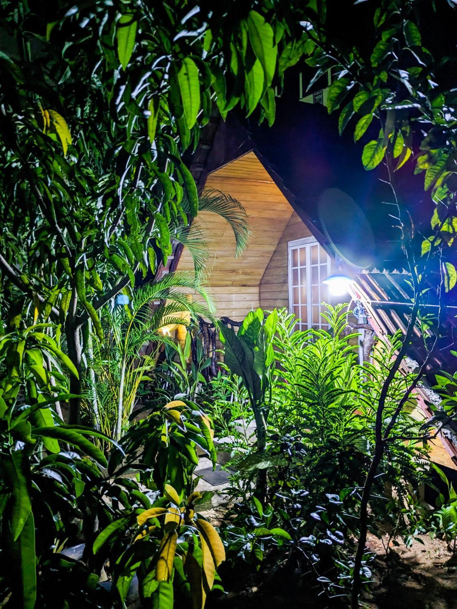 The Emerald Guest House & Villa 乌纳瓦图纳 外观 照片