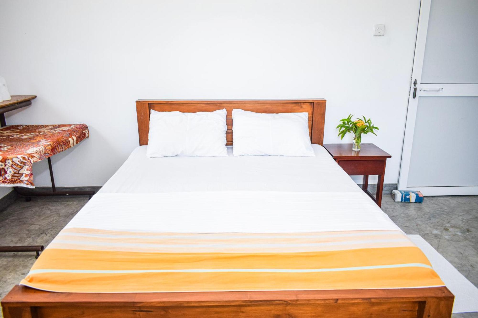 The Emerald Guest House & Villa 乌纳瓦图纳 外观 照片