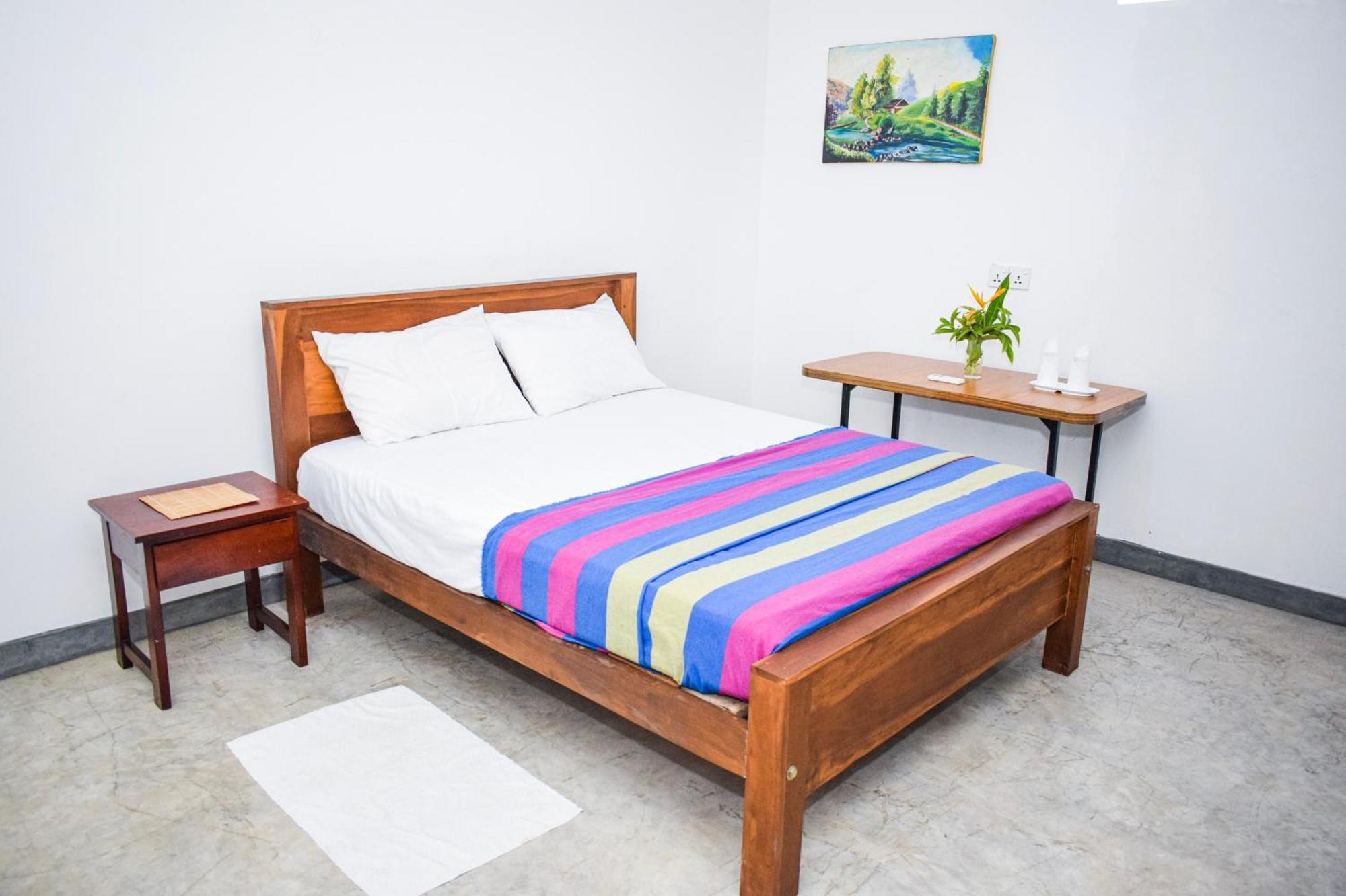 The Emerald Guest House & Villa 乌纳瓦图纳 外观 照片