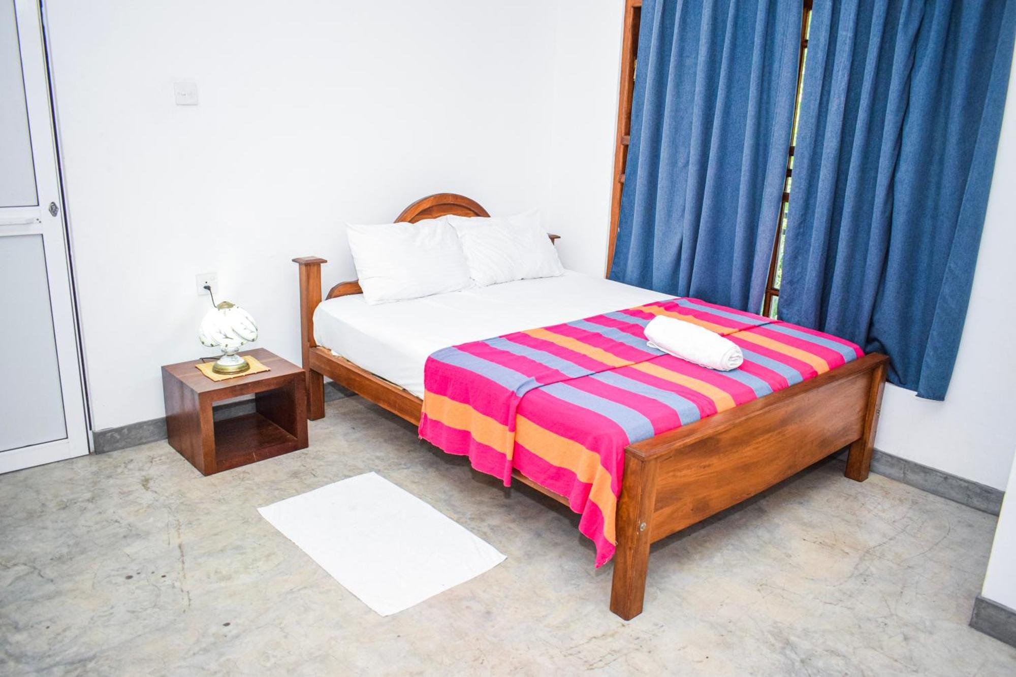 The Emerald Guest House & Villa 乌纳瓦图纳 外观 照片